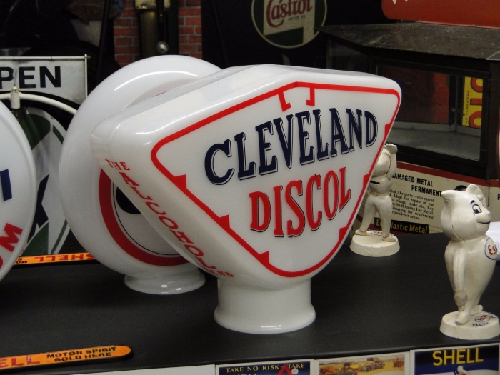 Cleveland Discol Glass globe repro !