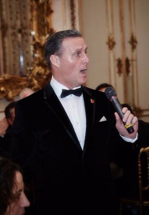 Gari Glaysher opera singer brings a touch of class to garage opening 
