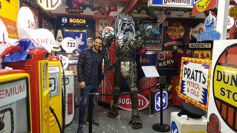 Eduardo meets Predator !