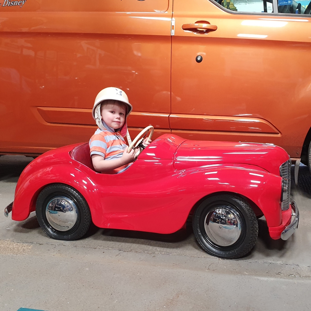 AUSTIN J40 Pedal car Absolutely MINT !    WOW ! THE BEST YOU WILL FIND !