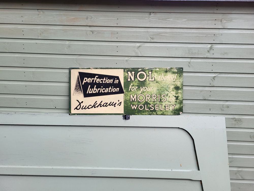 Duckhams sign 30 x 20 inches 