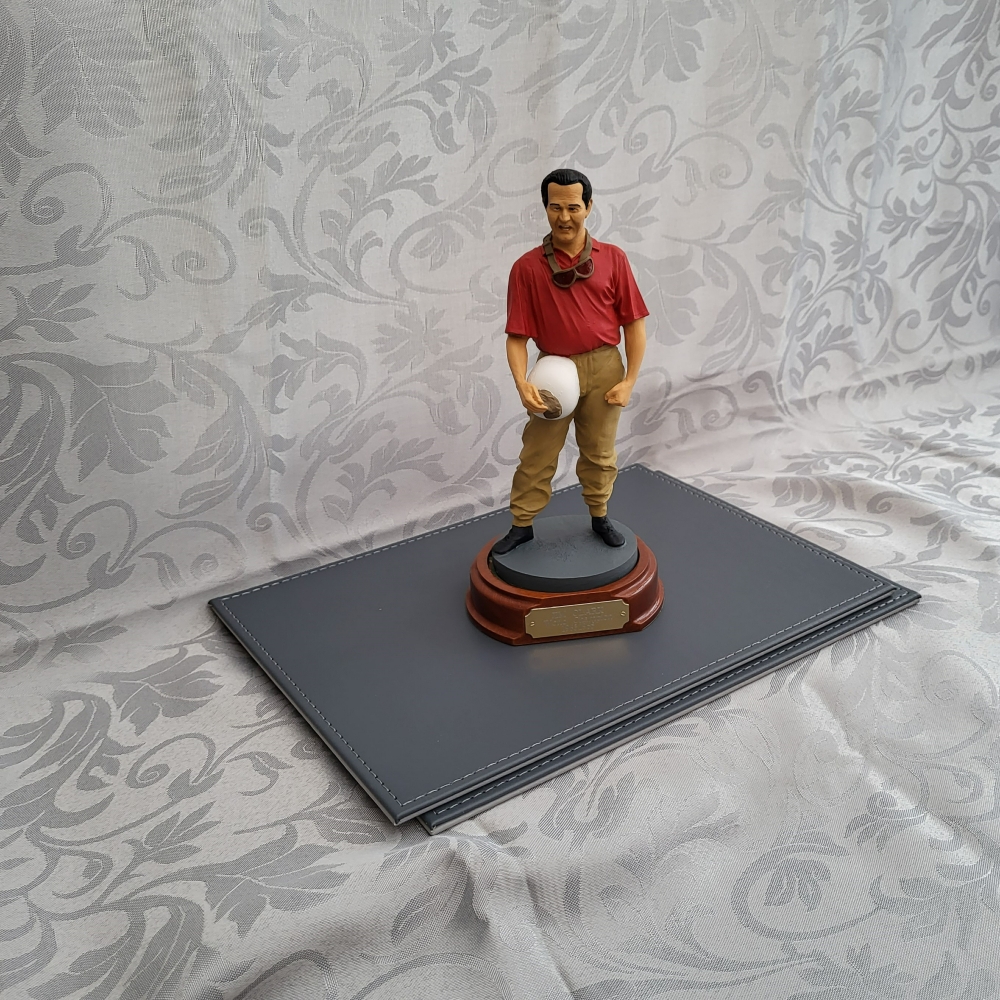ALBERTO ASCARI figure app. 9 inch by Endurance 