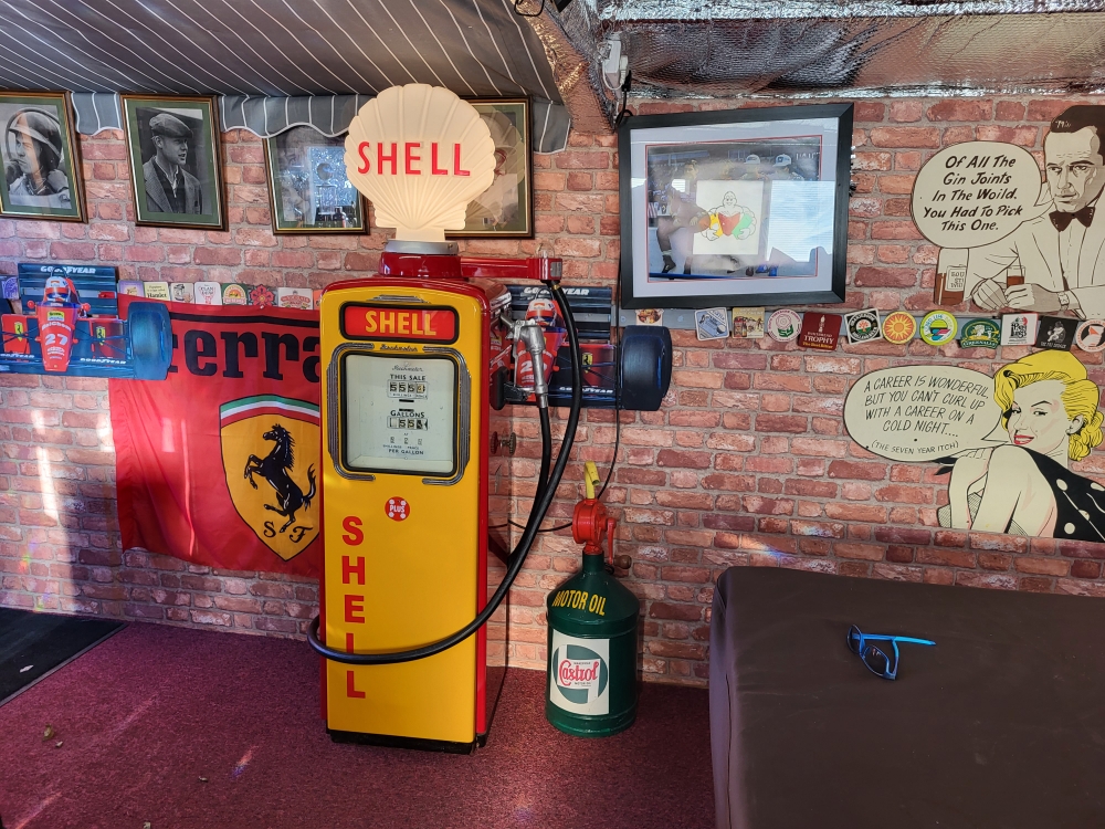 Beckmeter Shell livery petrol pump STUNNING !!!!! SOLD