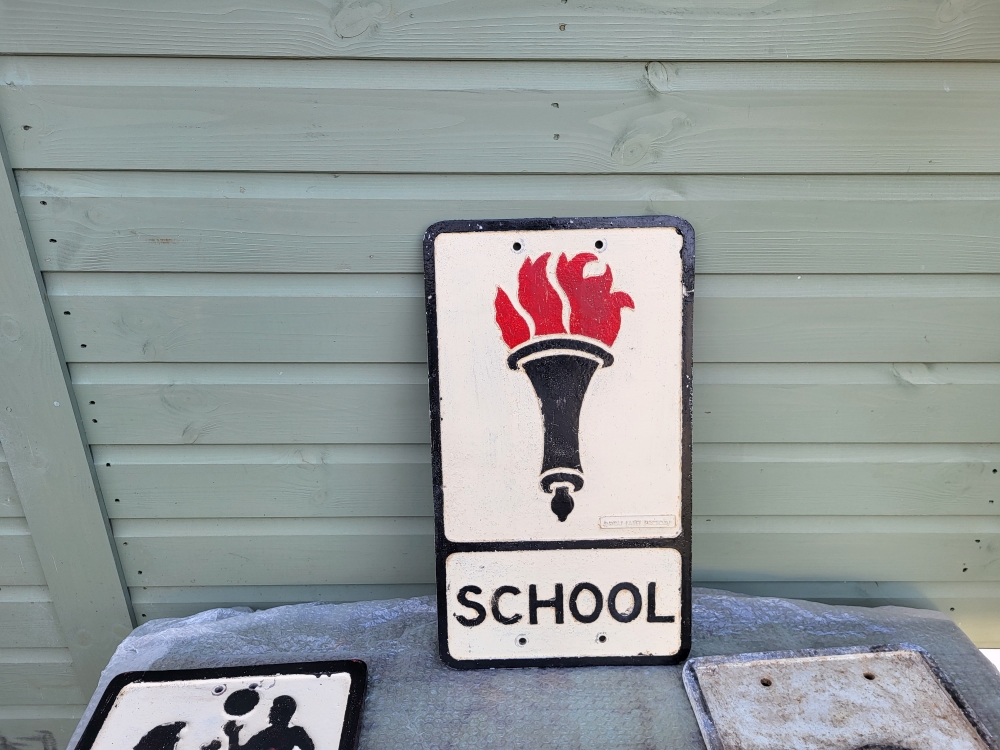 Road sign SCHOOL Original cast 20 x 12 